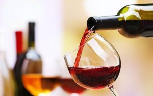 uống rượu vang có béo không