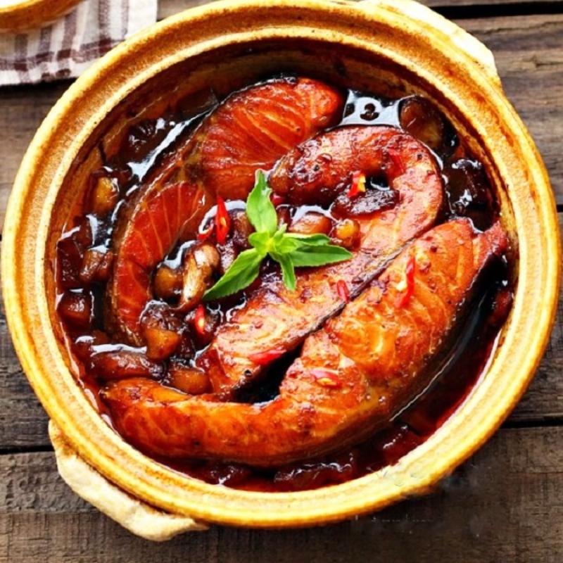 Cá basa nấu rượu vang trắng