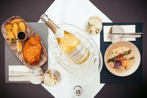 Món ăn nấu với rượu vang